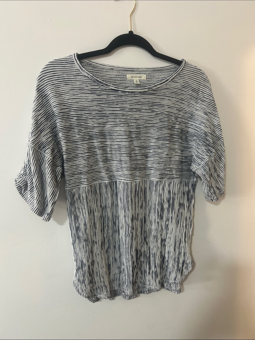 Max Studio Black & White Striped Short Sleeve Top